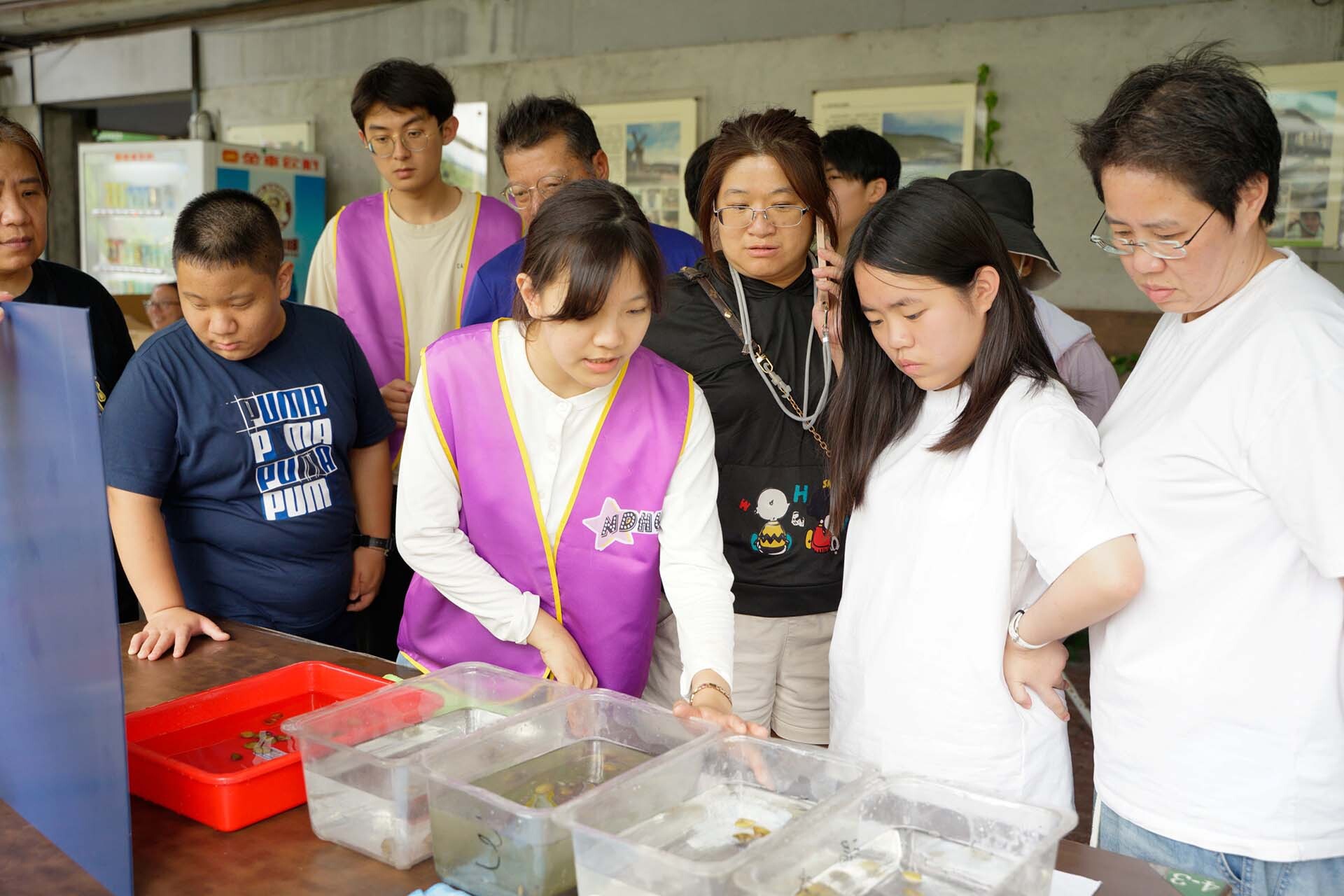 「誰是蜆的最愛?-黃金蜆與水質成份實驗」帶大家從實驗中認識水質與生態環境的關聯