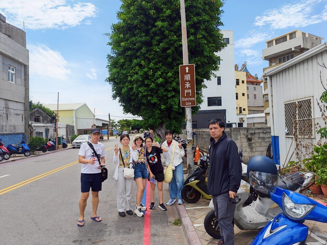 東華大學修課同學們經由實際走訪記錄在地景點與故事