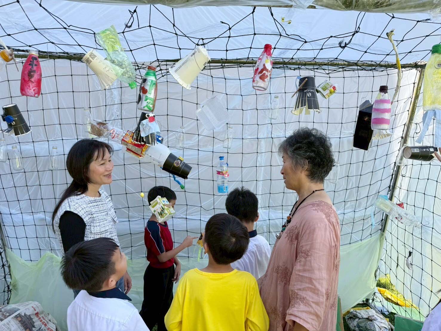 二年級學生作品-海底世界過新年分享、導覽