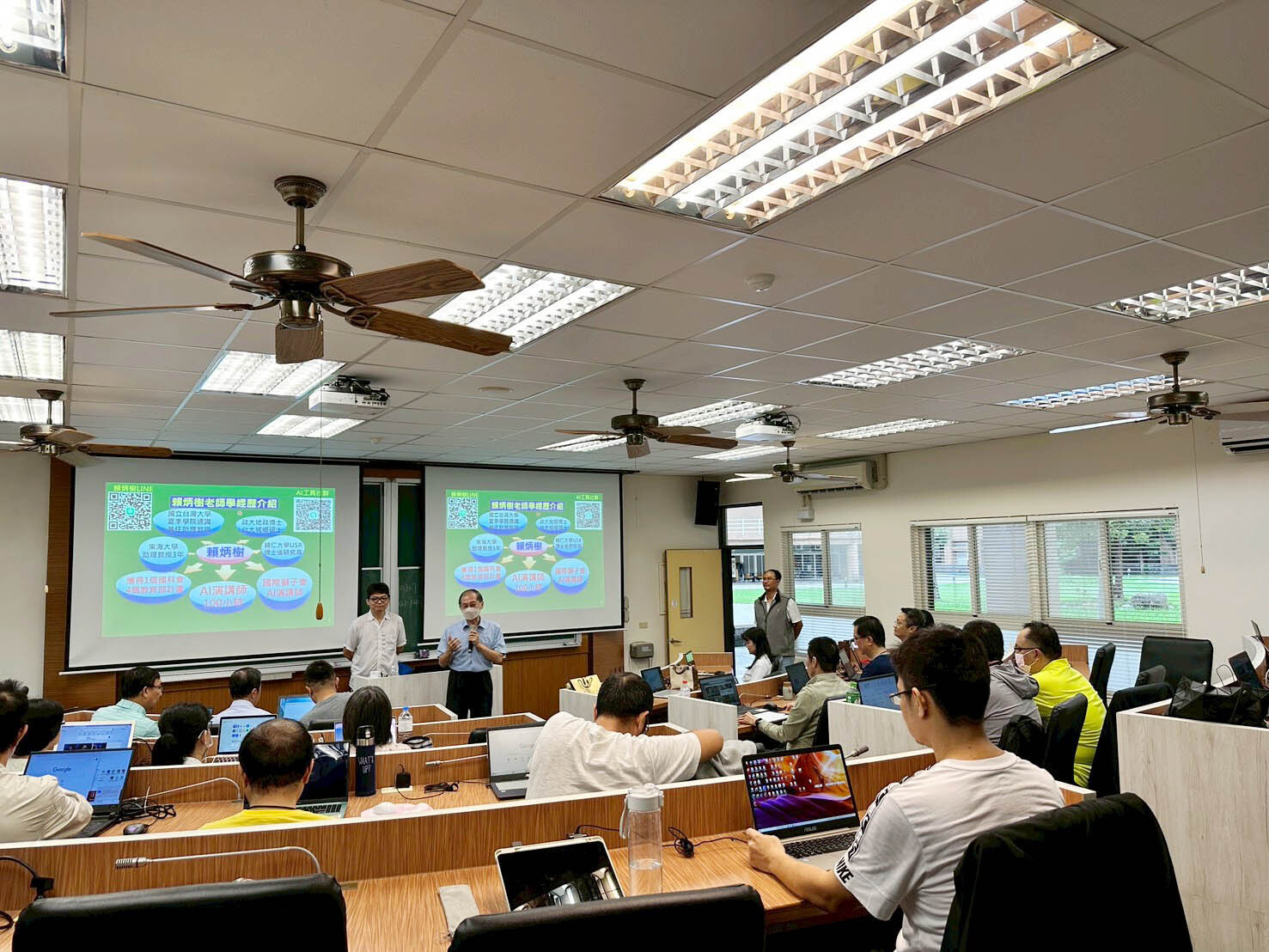 國企系王廷升老師致詞與勉勵