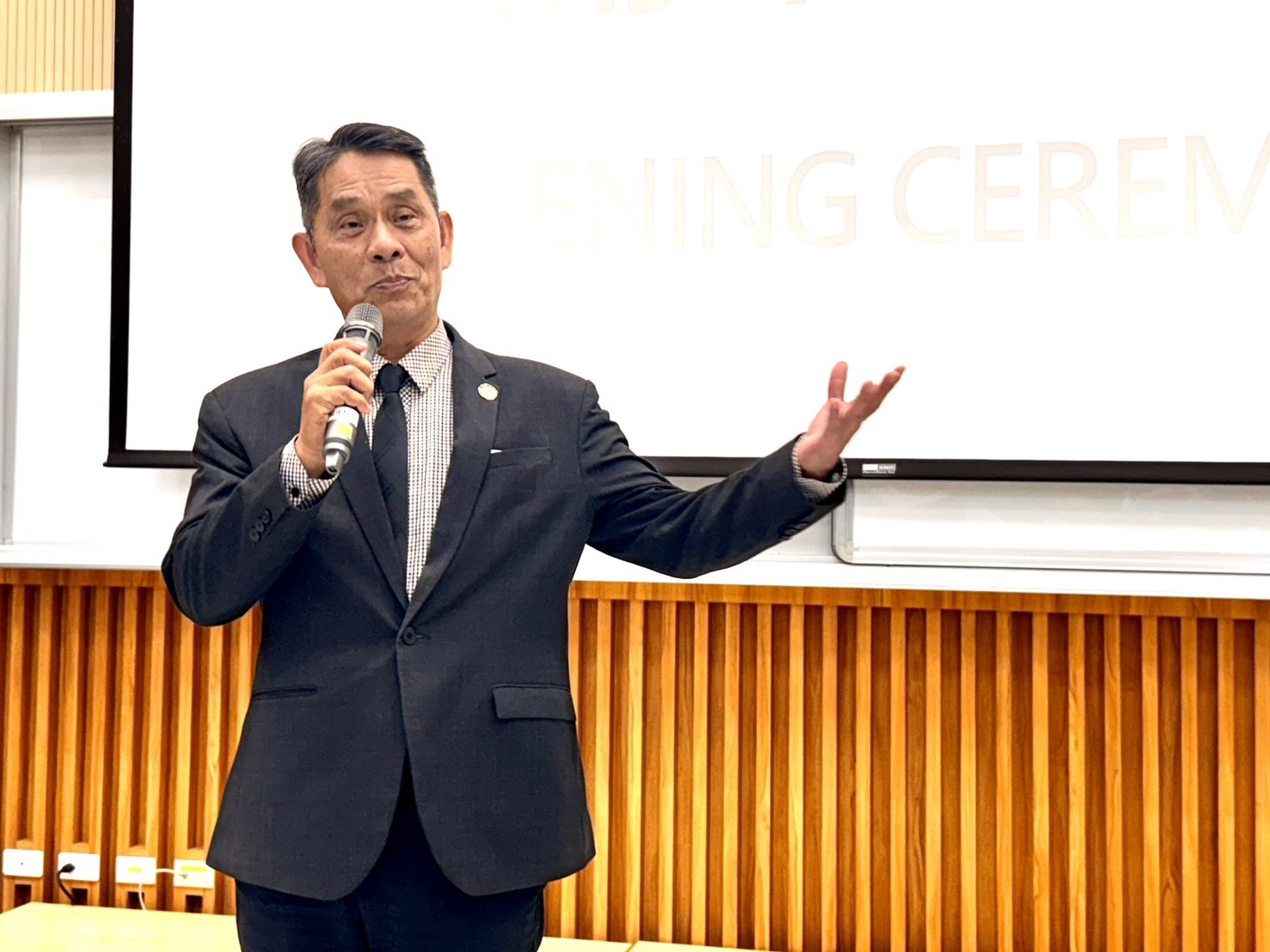 徐輝明校長致詞表示,永續議題為東華重點發展相標之一