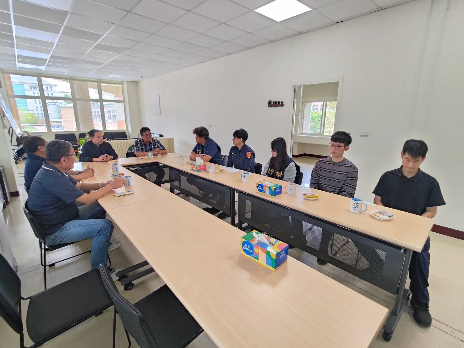 東華大學與吉安分局討論及分享防詐措施