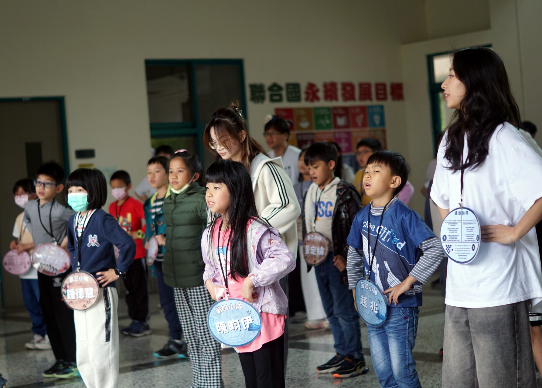 「小小領袖營」跳早操