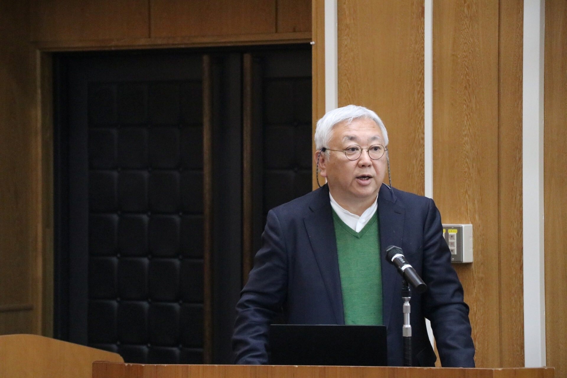 CAIS (Centre for Ainu & Indigenous Studies),Hokkaido University Professor Hirofumi Kato擔任主講,聚焦於「愛努民族祖先遺骨返還與歷史對話:研究倫理與學術責任」