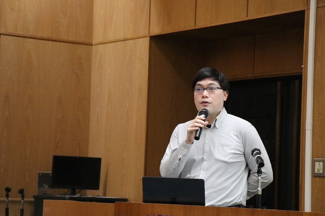 北海道大学メディア・コミュニケーション研究院Professor許仁碩主持研討會,聚焦於「愛努運動的歷史背景與當代課題」