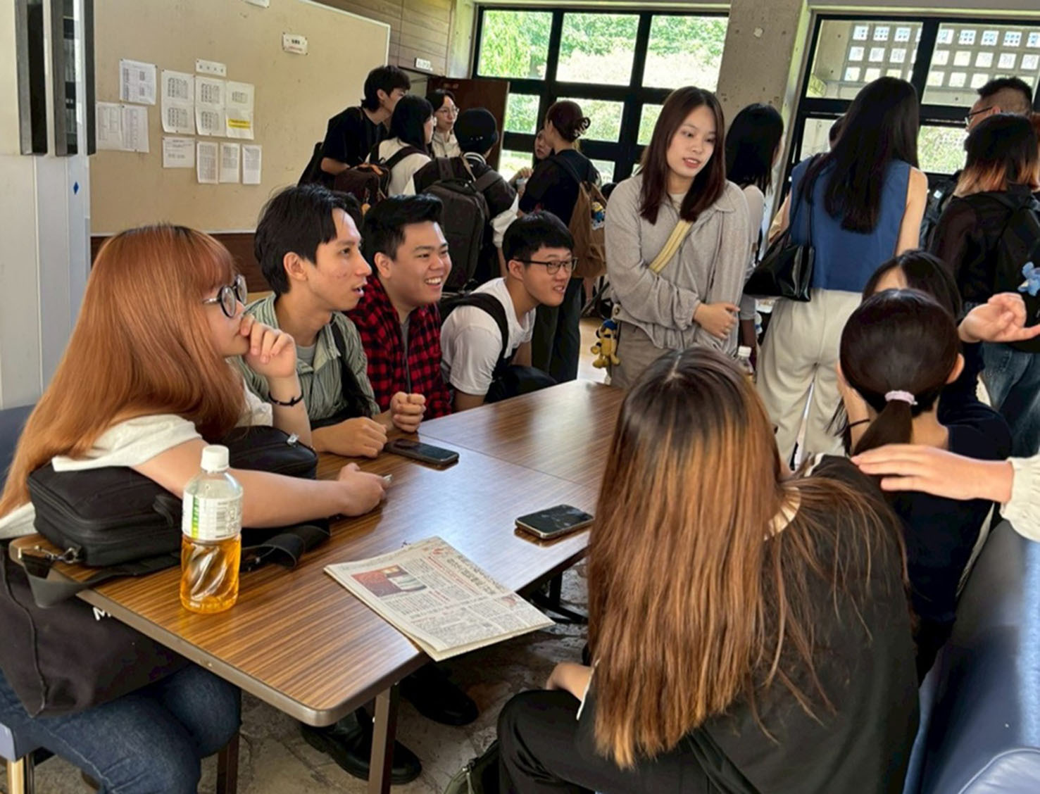與沖繩藝術大學學生進行了兩校師生面對面的交流,彼此砥礪,收穫良多