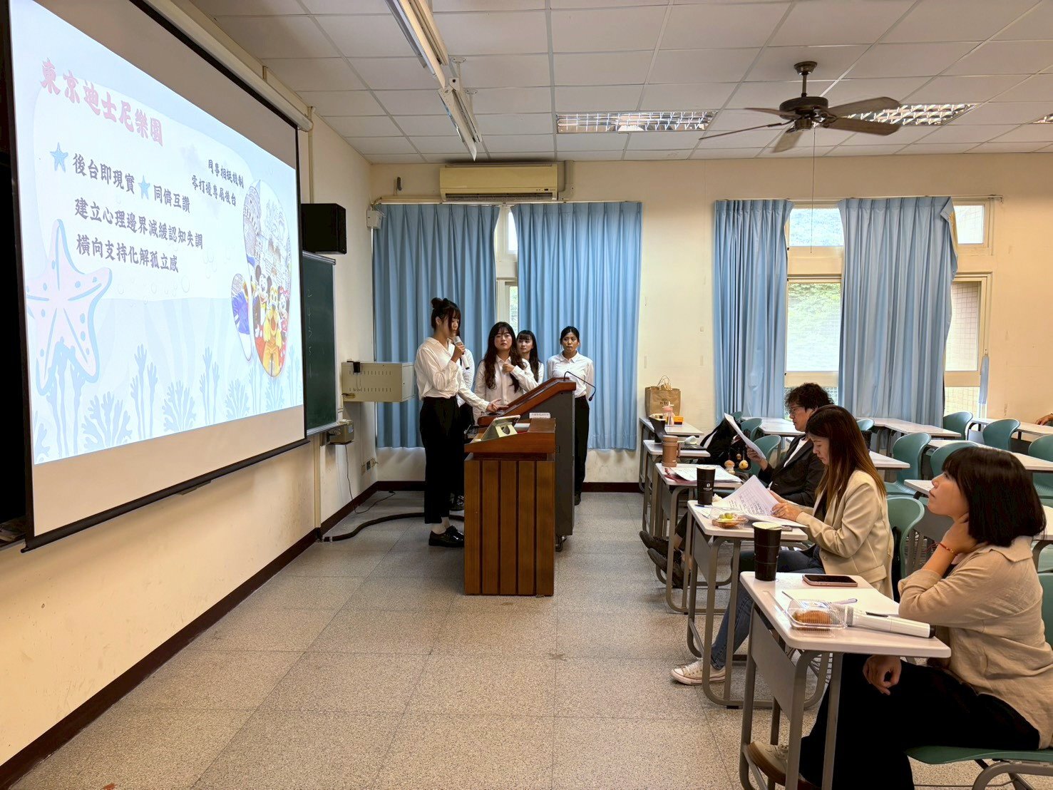 學生團隊發表企業課題解決方案1