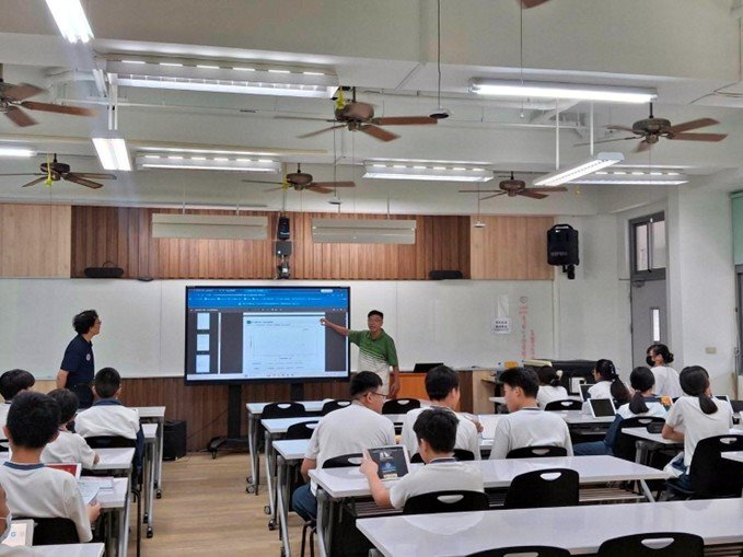 四維高中龔意耘教師開場