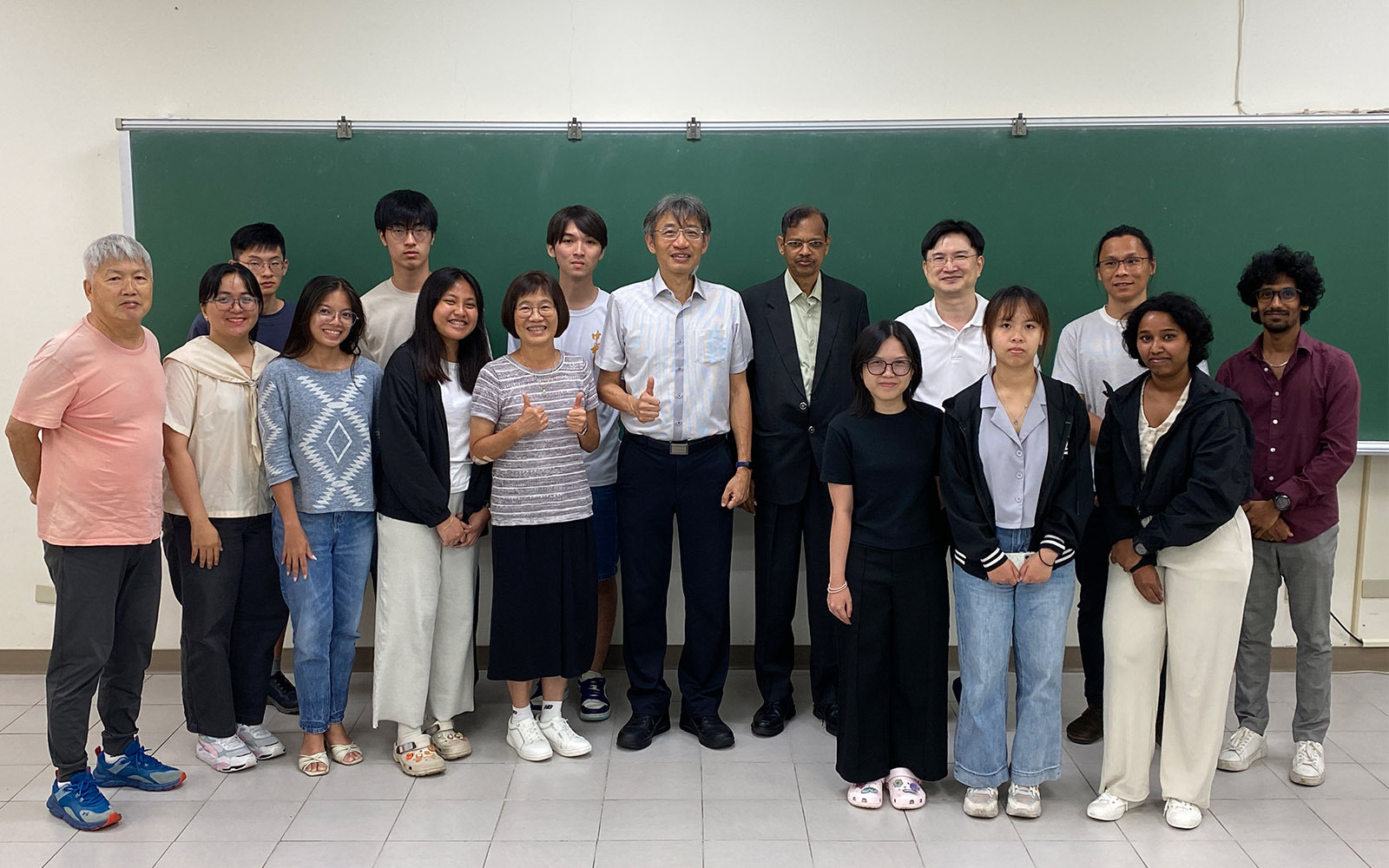 印度國家科學院院士Gromiha教授蒞臨東華 分享AI驅動蛋白質交互作用研究新進展