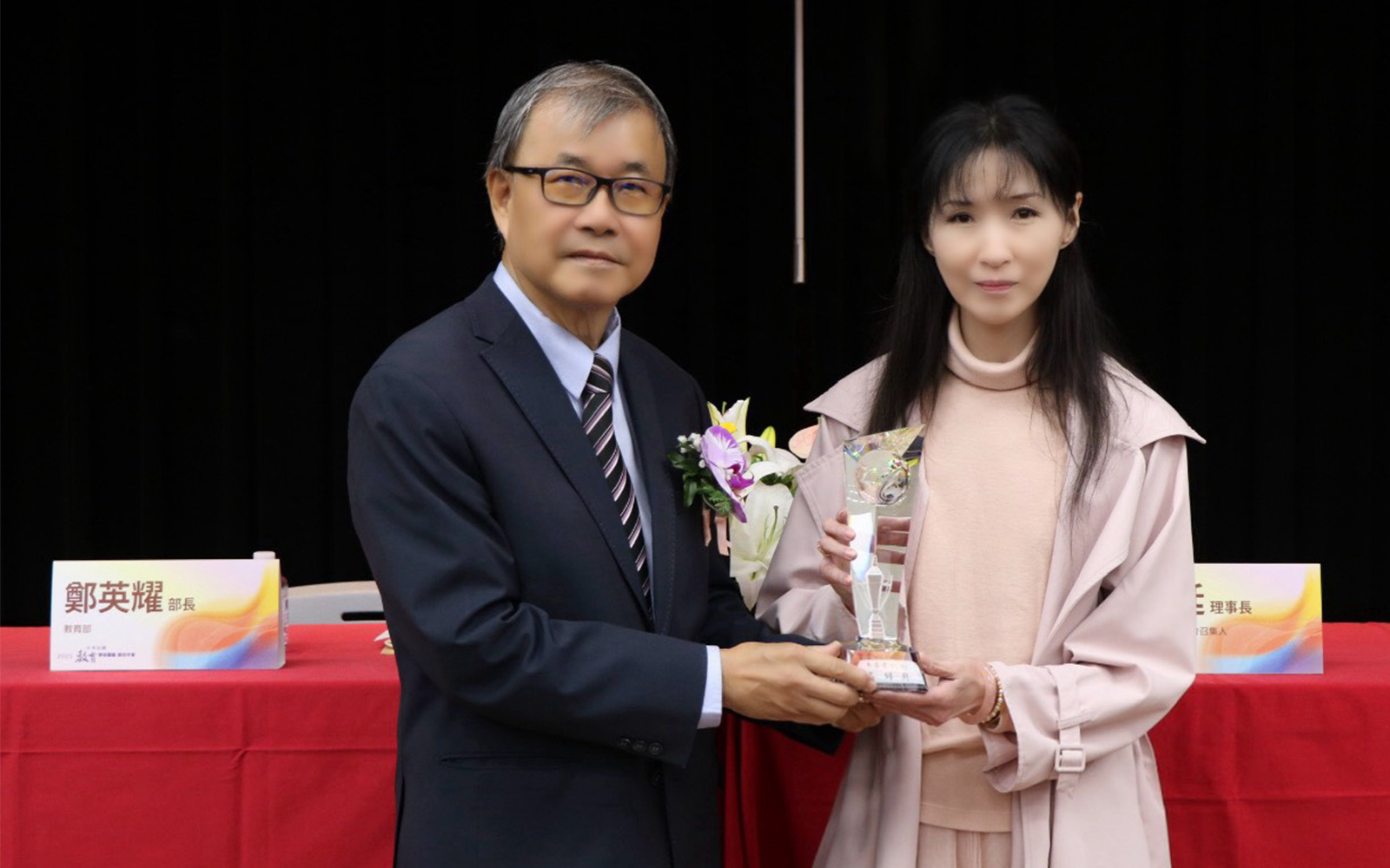 朱嘉雯教授榮獲「114年度木鐸獎」