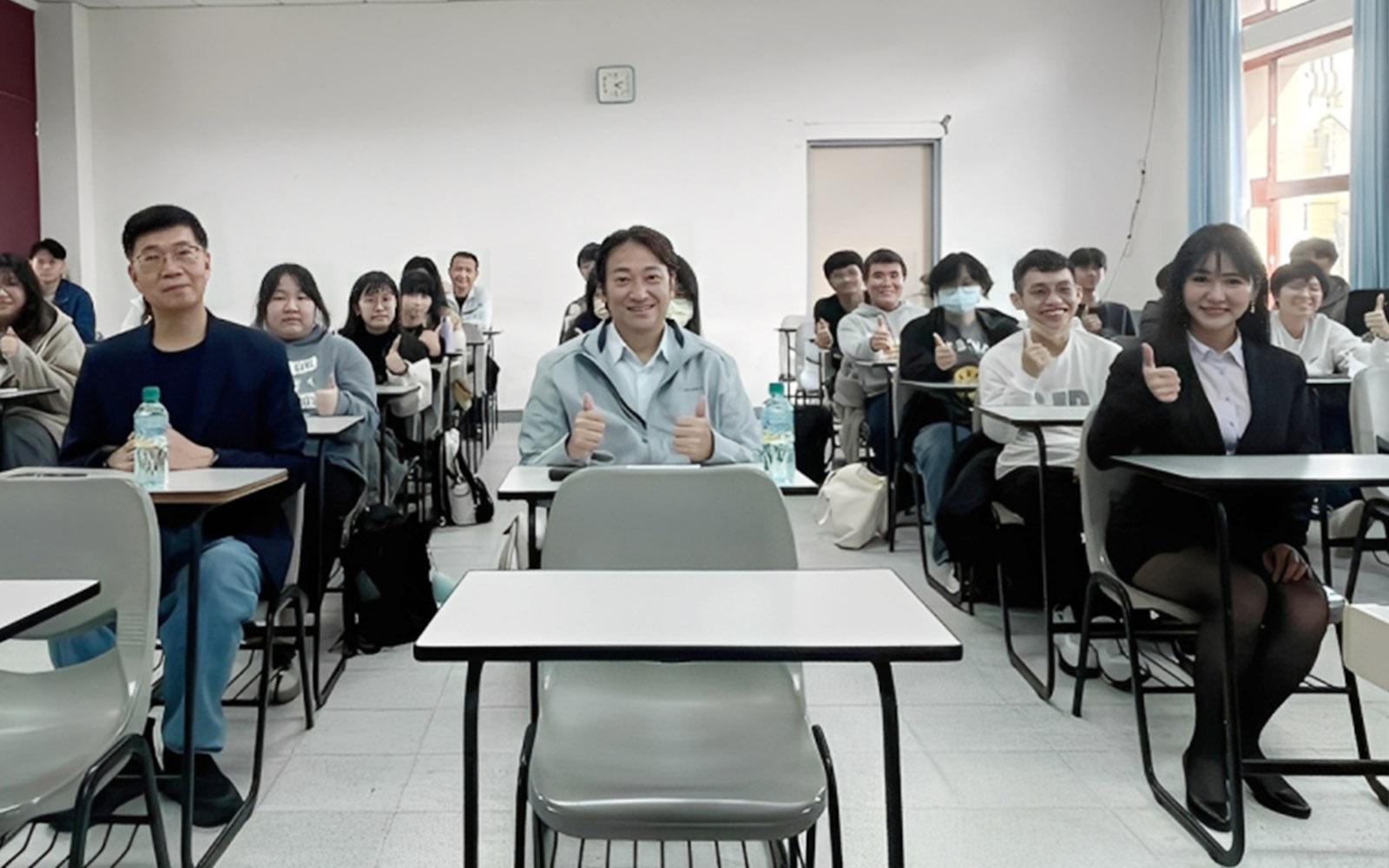 東華公行系校友魏嘉賢議員返校演講，強化公共行政實務人才養成