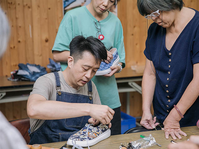 舊衣變新鞋工作坊 花蓮職人翻轉產業 關係重建～人與物 人與環境 人與人