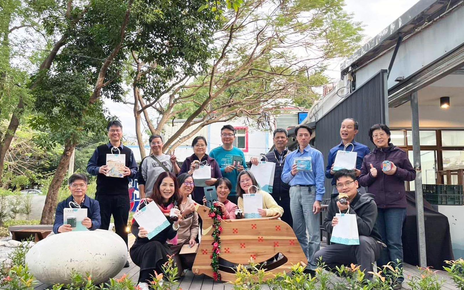 教育與潛能開發學系共學共識營─全系齊聚「新晨共學基地」，回應高教挑戰的集體對話