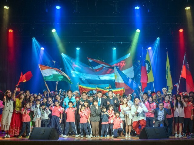 We Are The World：2025國際文化之夜，世界在東華相遇