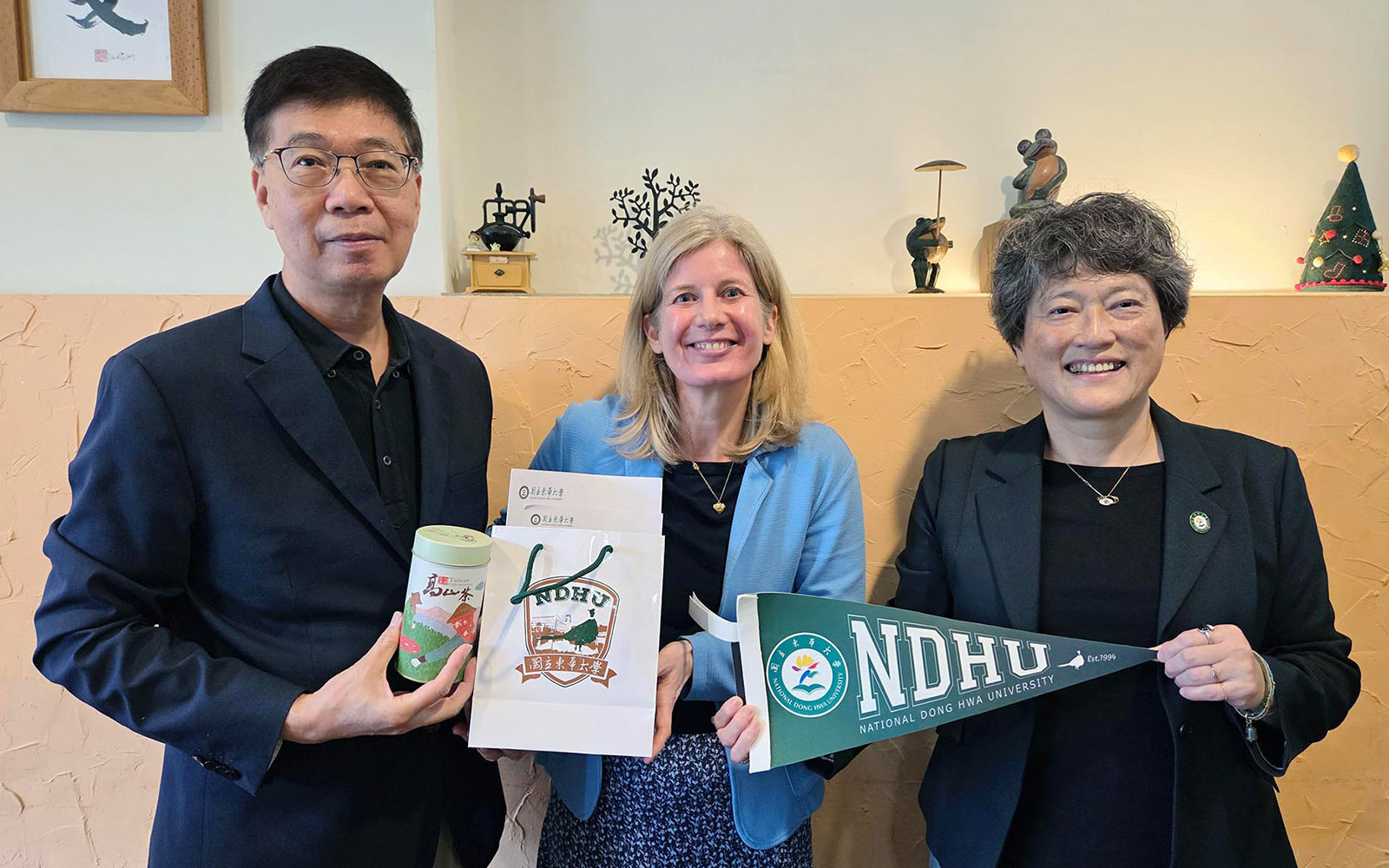 德國布萊梅應用科學大學代表團訪問東華大學，深化理工領域學術交流