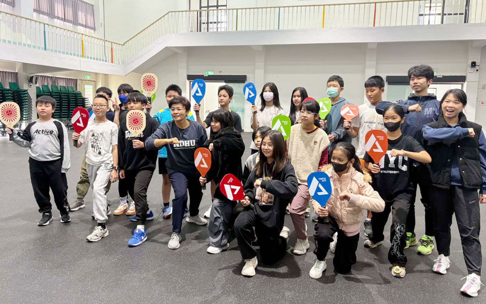 東華大學教授走入國小體育課堂　臨床教學模式深化體育教學合作