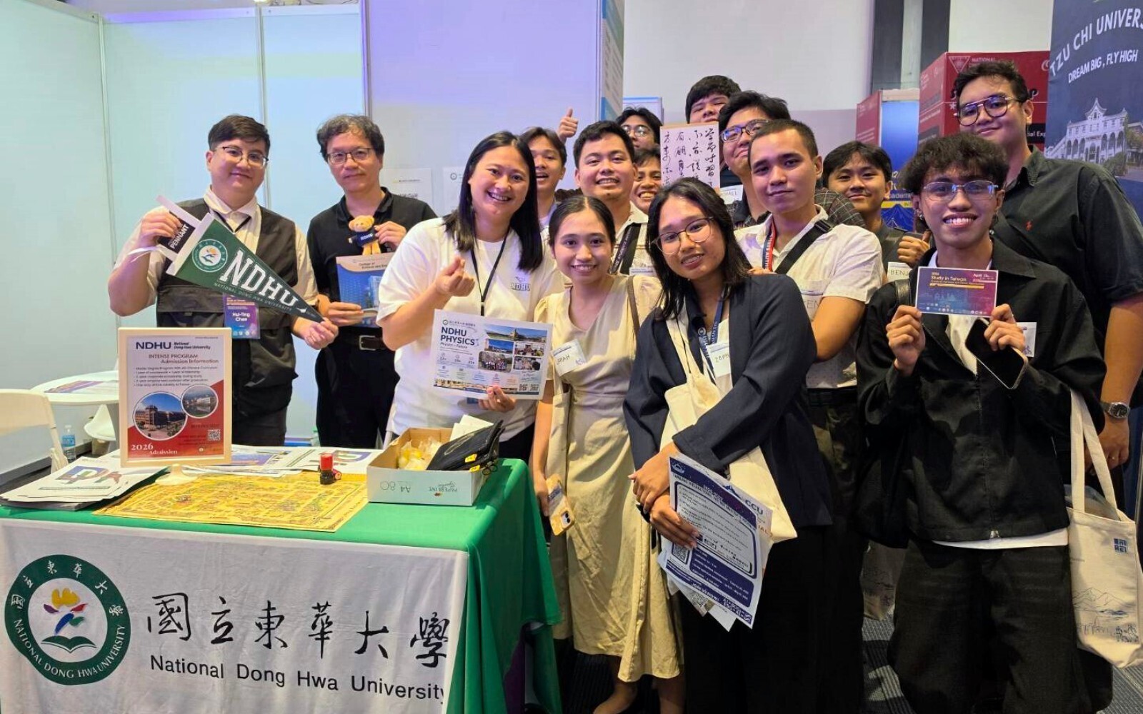 東華大學前進馬尼拉，2026新型專班菲律賓教育展展現招生實力