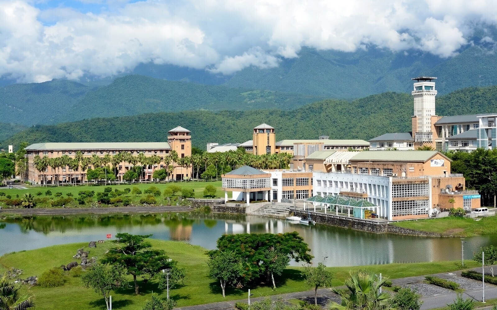 東華大學榮獲「台灣永續楷模大學」，再創永續治理新里程碑