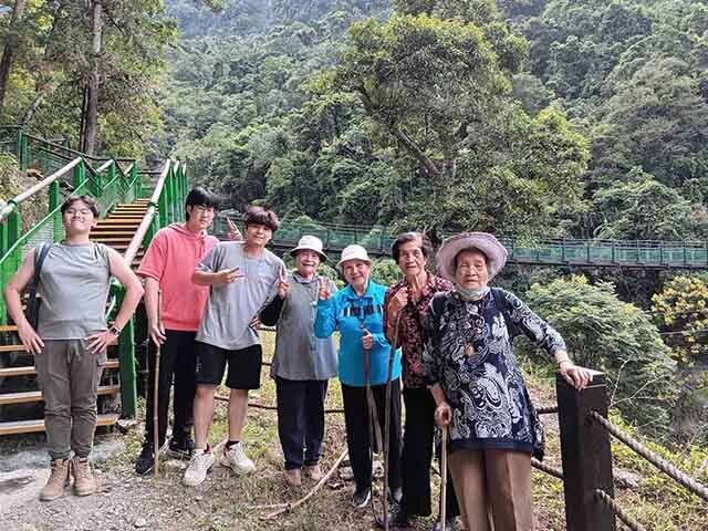 走出災害 邁向陽光
