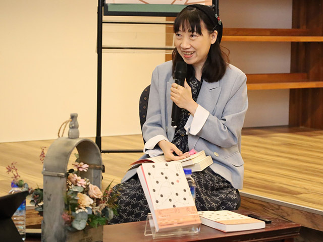 東華大學人社院舉辦「縫補心碎的可能—從《家的奧義》談創傷與記憶」分享座談會