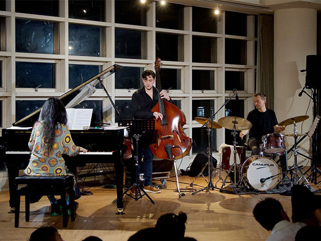 爵士樂音點亮壽豐：東華大學「亮點計畫」邁入第二年 攜手金曲鋼琴家許郁瑛共譜永續樂章